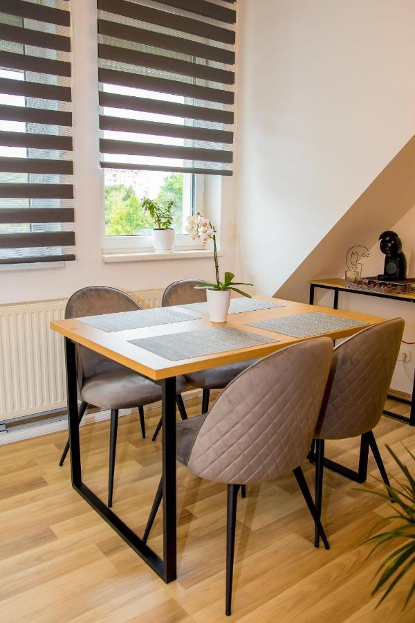 Rose Gold Apartment Zalaegerszeg Ngoại thất bức ảnh